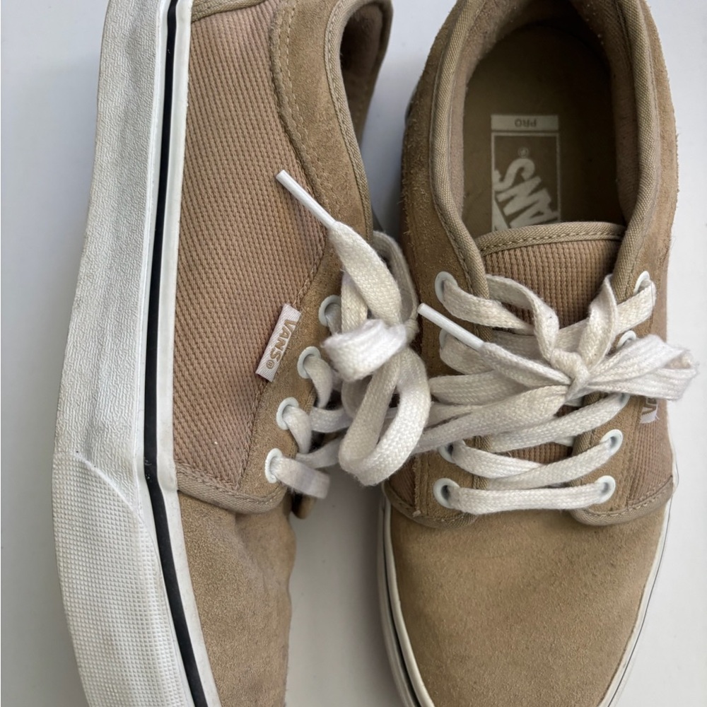 Vans Men's Beige and White Sneakers